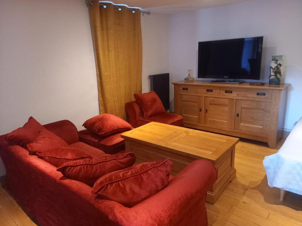 Appartement Centre Du Village Brides Les Bains Luaran gambar