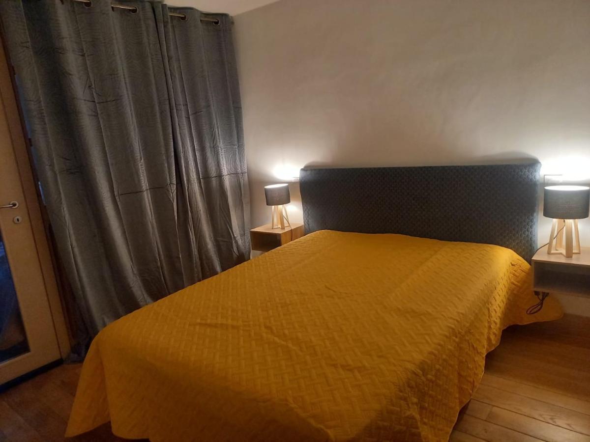 Appartement Centre Du Village Brides Les Bains Luaran gambar